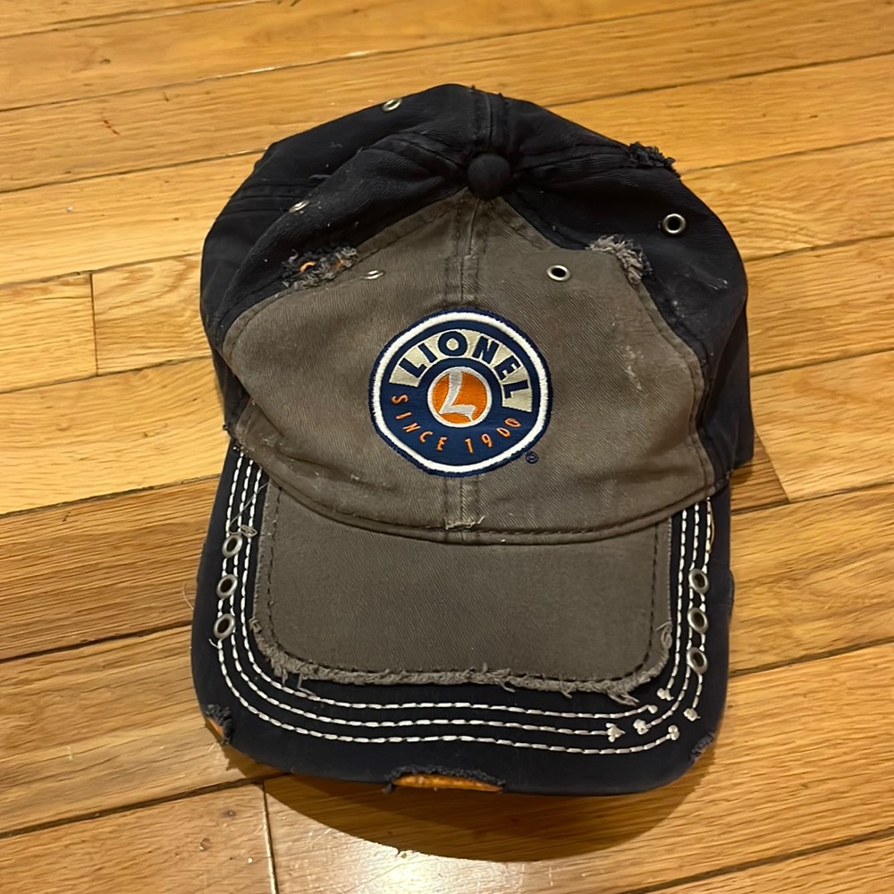 Lionel hat (rips as design)